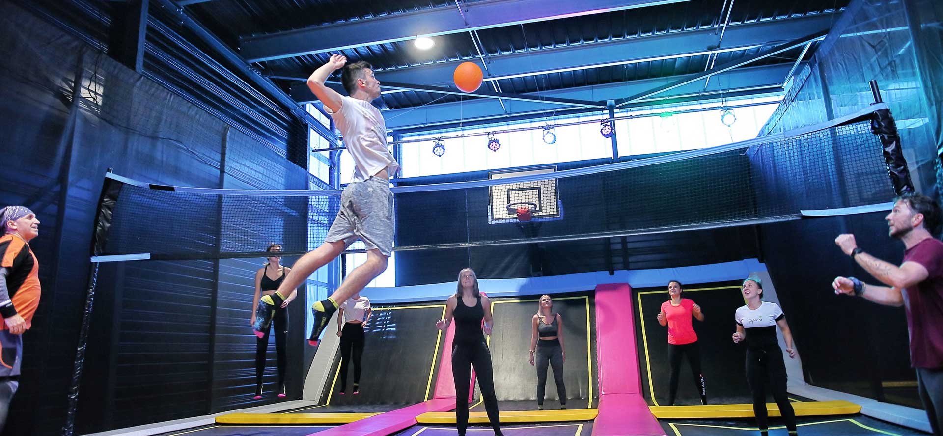Trampoline44 SaintSeb Le plus grand trampoline park de l'ouest